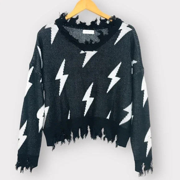 Full Circle Trends Sweaters Full Circle Trends Distressed Knit